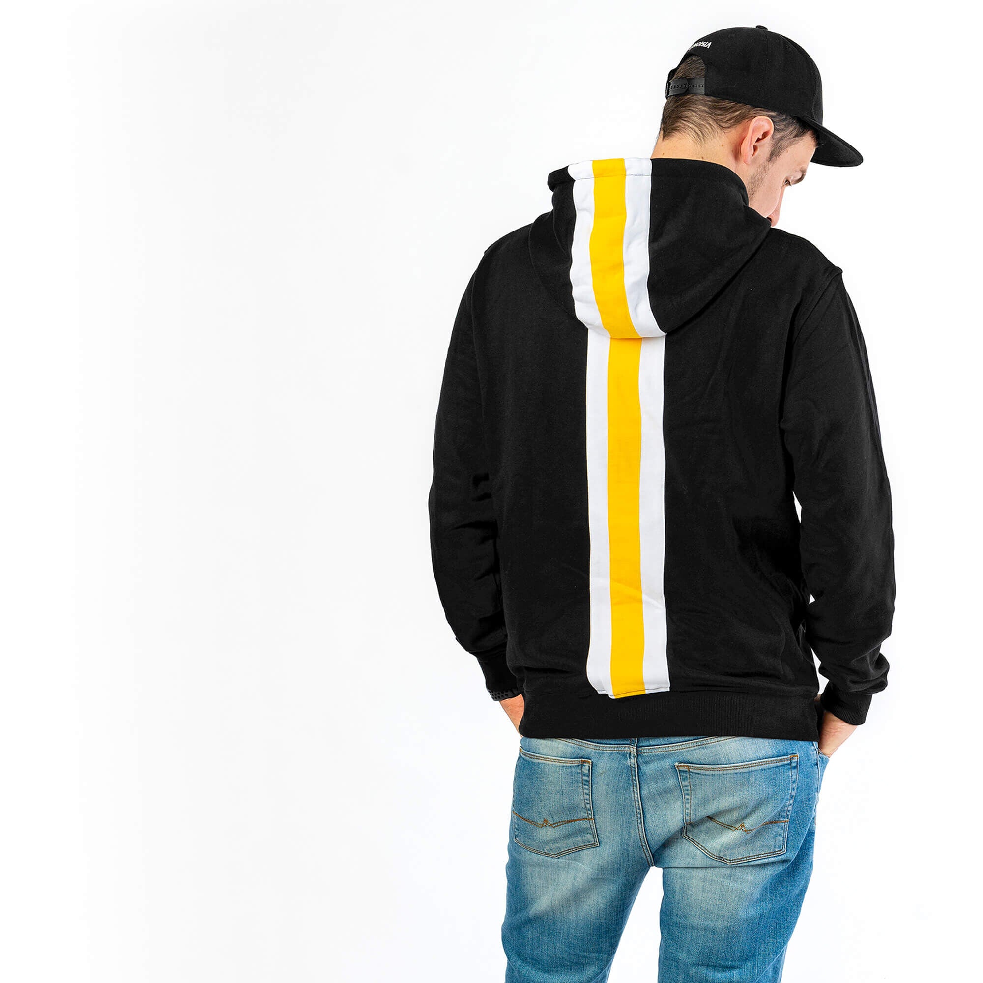 https://images.bravado.de/prod/product-assets/bbm/bbm/products/131392/web/293149/image-thumb__293149__3000x3000_original/bbm-bbm-yellow-hoodie-hoodies-s131392-o198013-a293149-v12130516.a5edc9d9.jpg